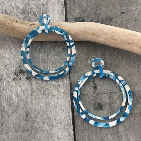 Tortoise Blue Acrylic Double Hoop Earrings - Picture 1 of 7